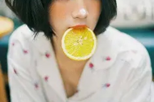 女明星集体“塌房”她们为啥都不装了